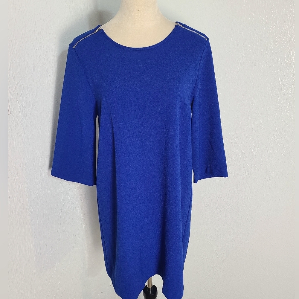 Umgee Royal Blue Dress, Pleated in the Back, Zippers on Shoulders, Size Large - Picture 2 of 10
